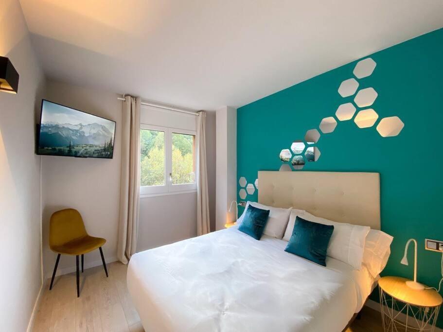 Espectacular Apartamento Con Vistas En Escaldes - 10Min Caminando Al Centro - Parking Gratis L By Bonesvacances Dış mekan fotoğraf