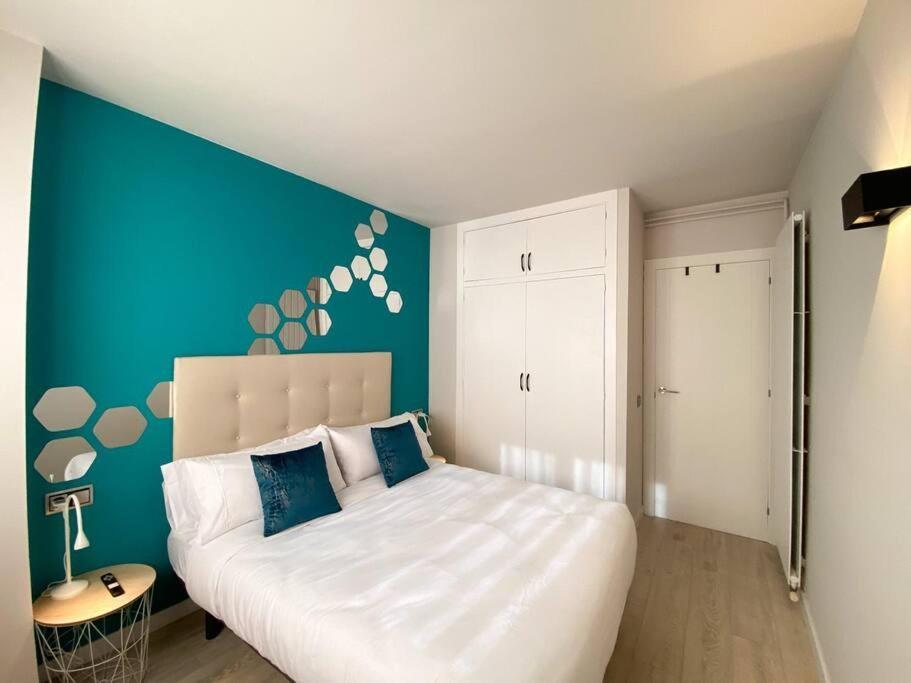 Espectacular Apartamento Con Vistas En Escaldes - 10Min Caminando Al Centro - Parking Gratis L By Bonesvacances Dış mekan fotoğraf